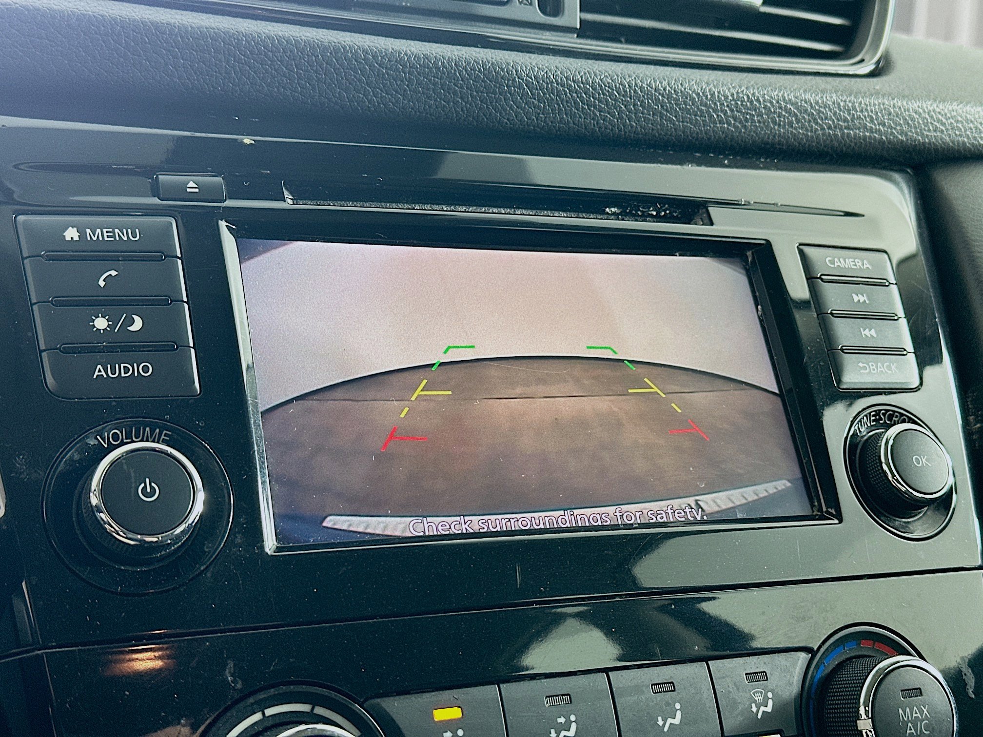 Used 2020 Nissan Rogue S FWD image 22