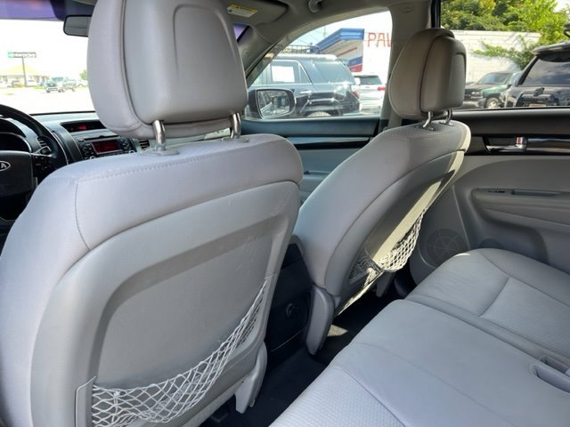 Used 2011 Kia Sorento LX image 13