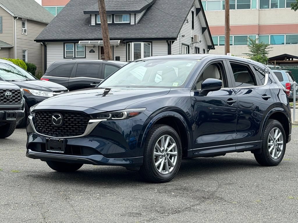 Used 2024 MAZDA CX-5 AWD 2.5 S w/ Preferred Package image 3