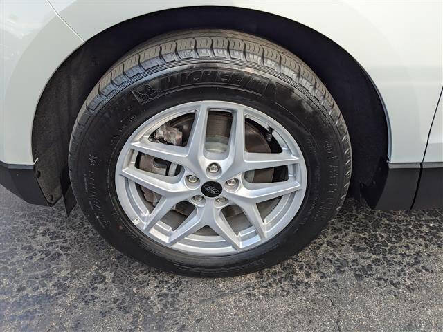Used 2024 Ford Edge SEL image 7