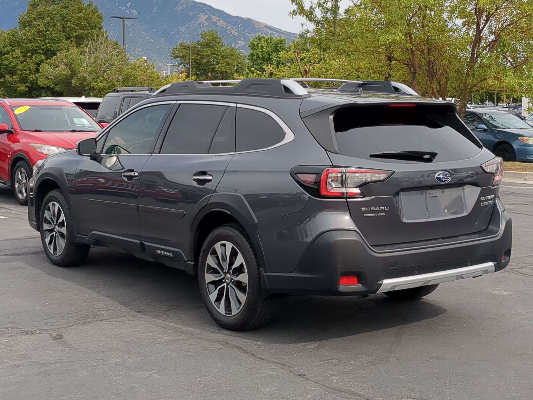 Used 2024 Subaru Outback Touring XT AWD/4WD image 8