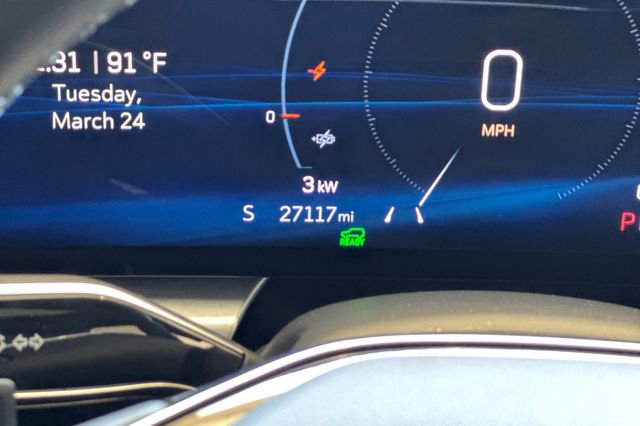 Certified 2024 Cadillac Lyriq Luxury image 27