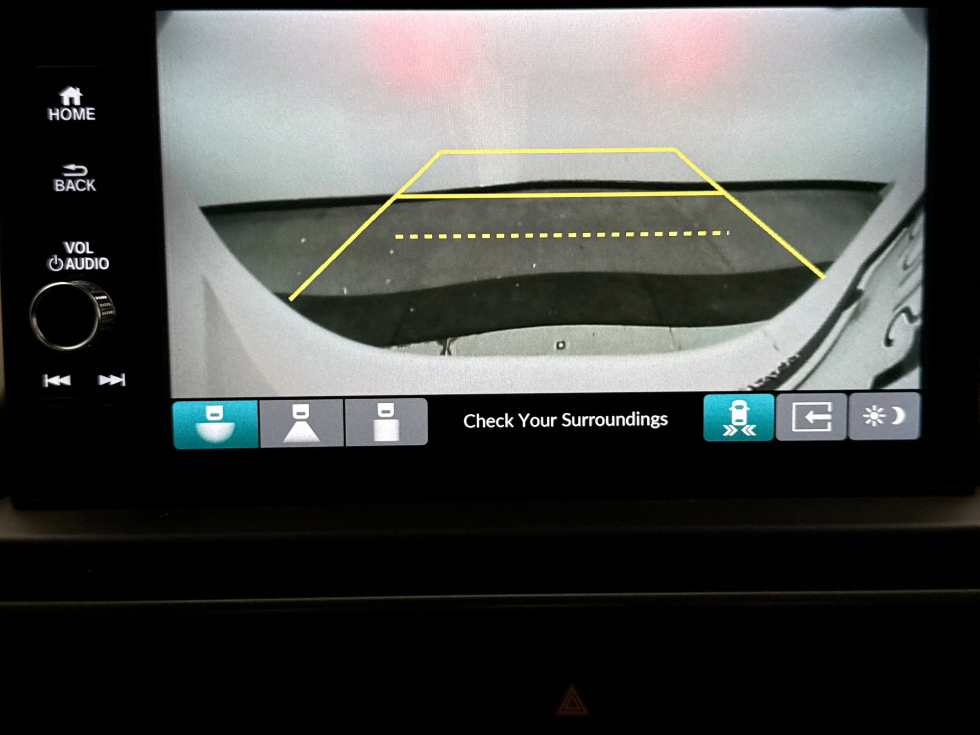 Used 2023 Honda Pilot Touring image 16