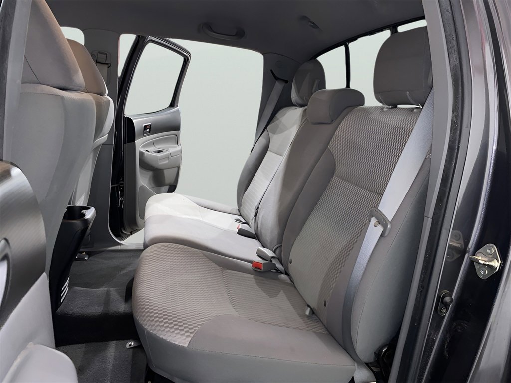 Used 2014 Toyota Tacoma PreRunner w/ SR5 Package image 13