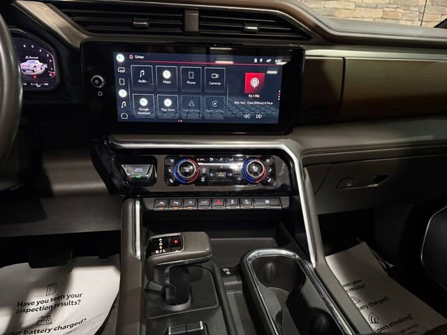 Used 2022 GMC Sierra 1500 Denali w/ Denali Reserve Package AWD/4WD image 23