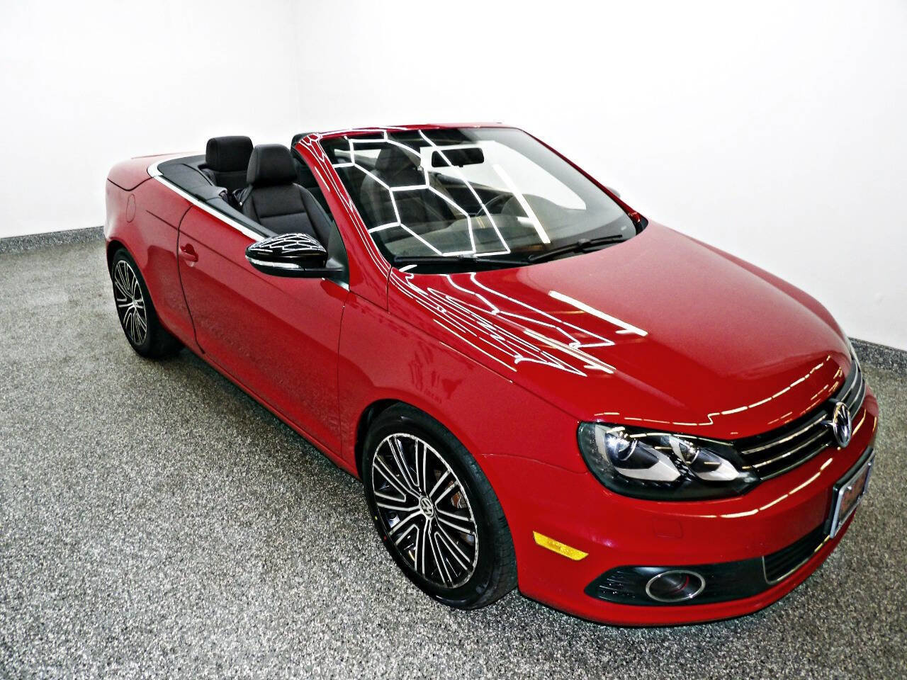 Used 2014 Volkswagen Eos image 21