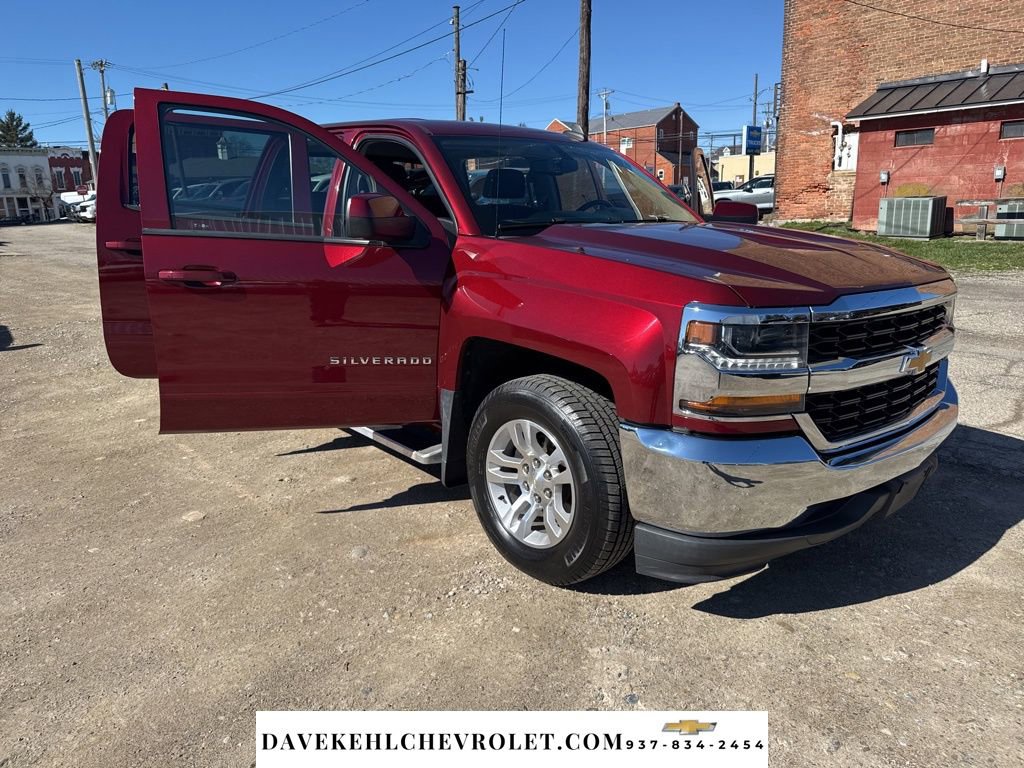 Used 2017 Chevrolet Silverado 1500 LT w/ LT Plus Package image 31