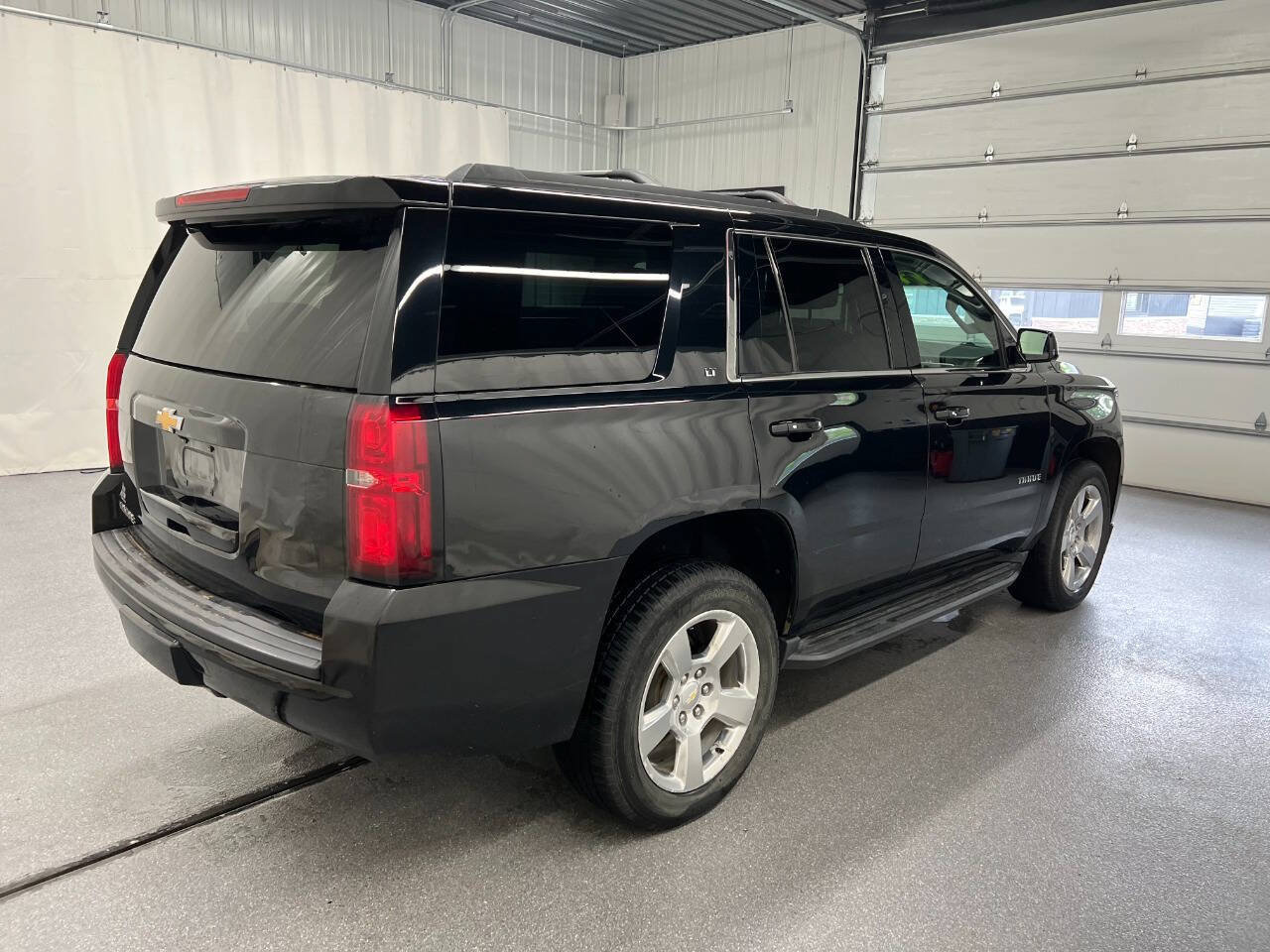 Used 2017 Chevrolet Tahoe LT AWD/4WD image 4