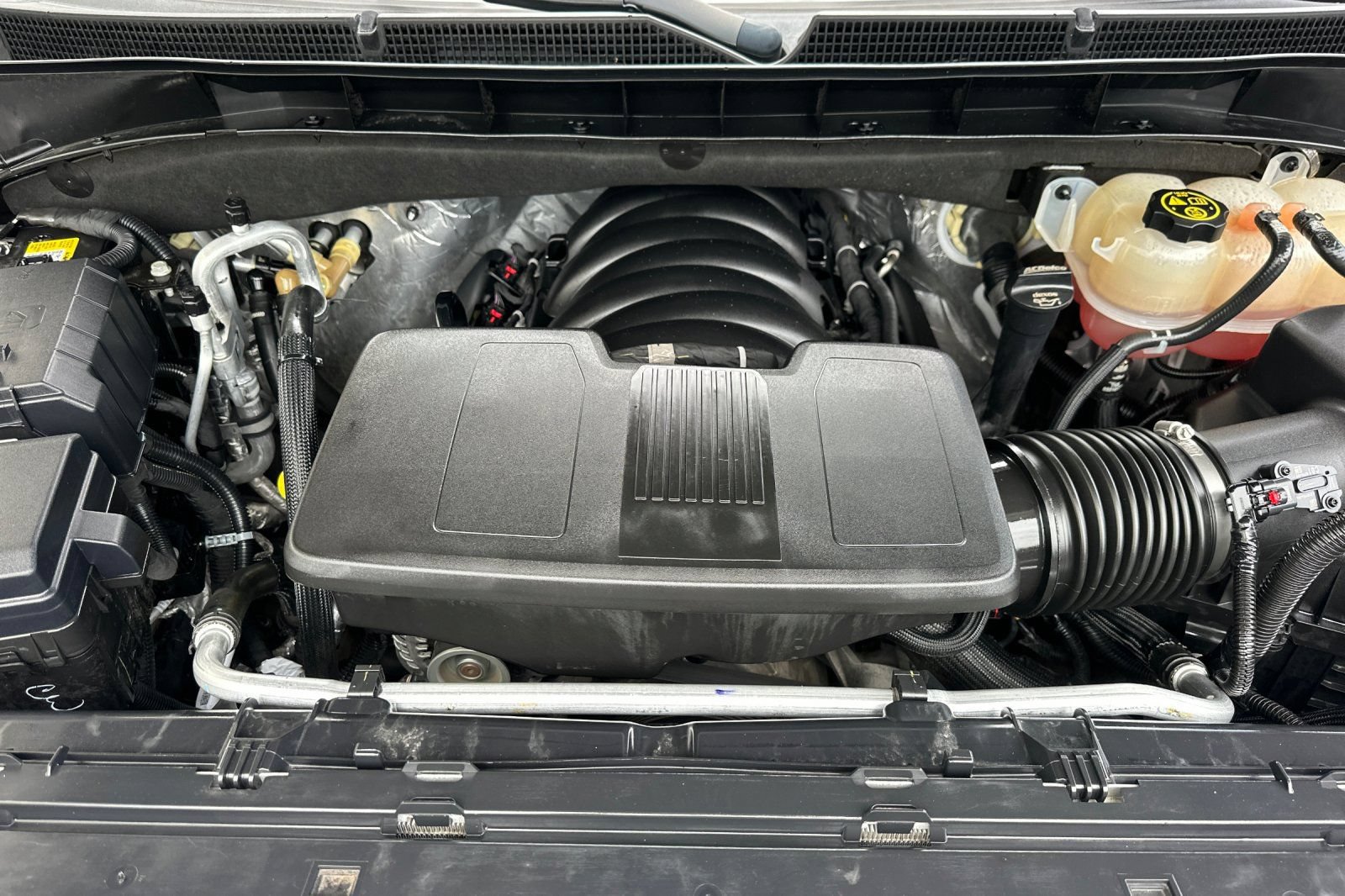 Certified 2023 Cadillac Escalade ESV Sport Platinum w/ Heavy-Duty Trailer Package AWD/4WD image 26