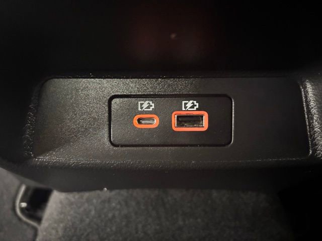 Used 2024 Nissan Altima 2.5 SL FWD image 14