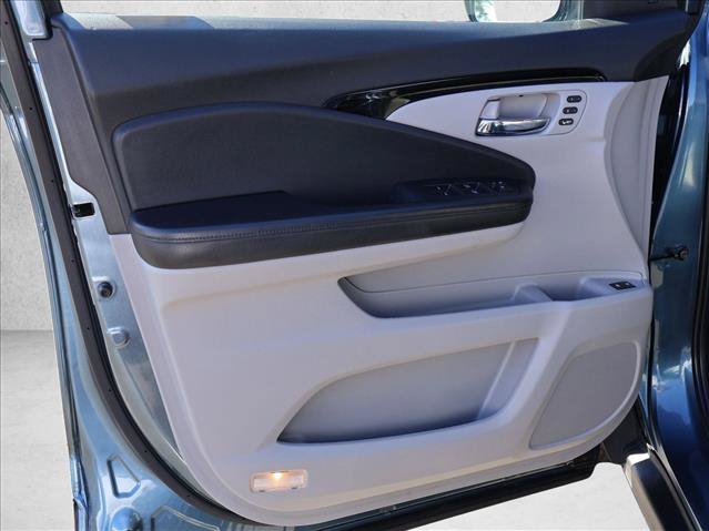Used 2020 Honda Pilot Elite image 12
