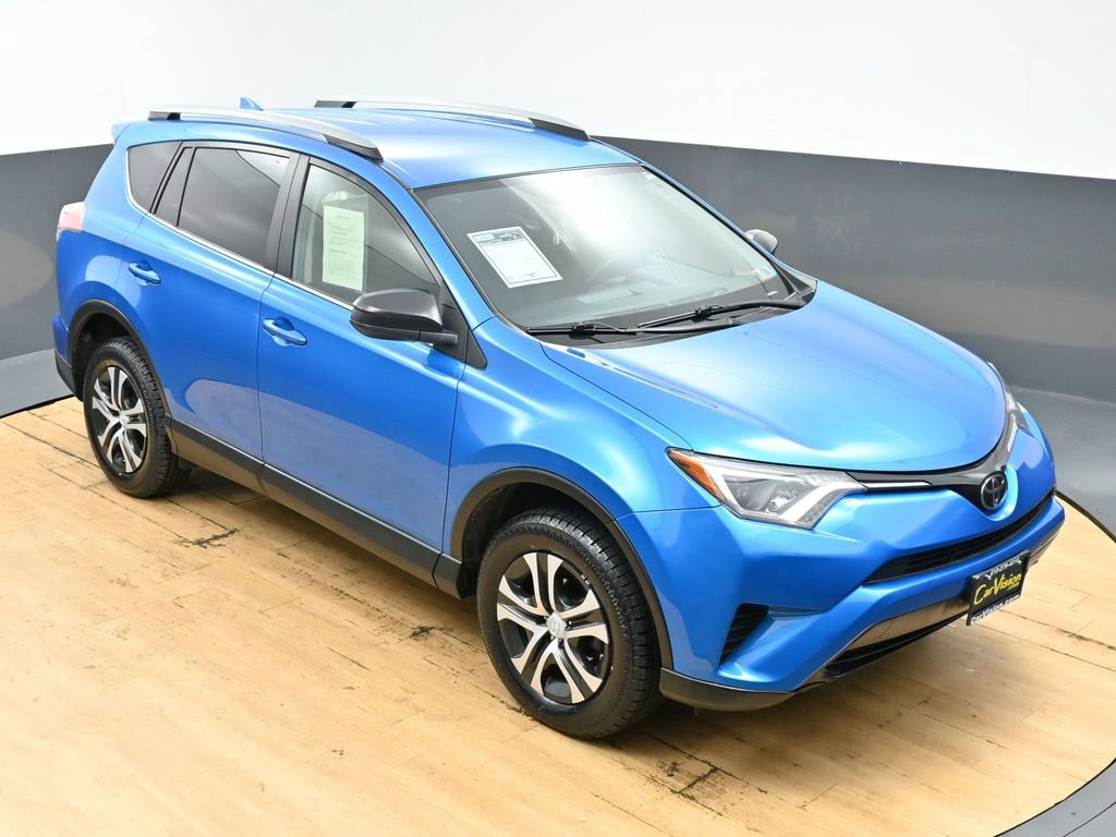 Used 2017 Toyota RAV4 LE w/ Carpet Mat Package image 37