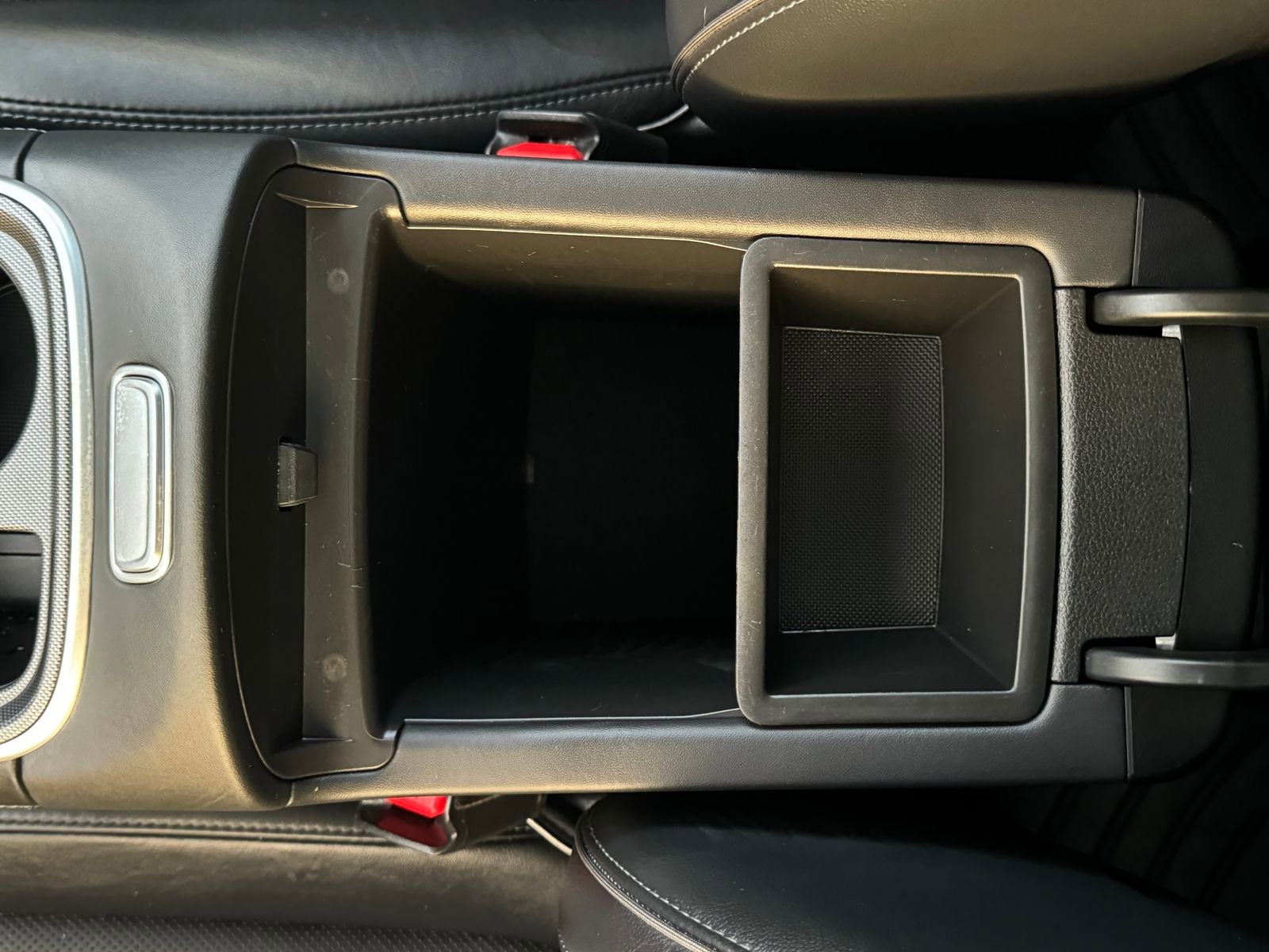 Used 2022 Hyundai Santa Fe Limited w/ Cargo Package image 28