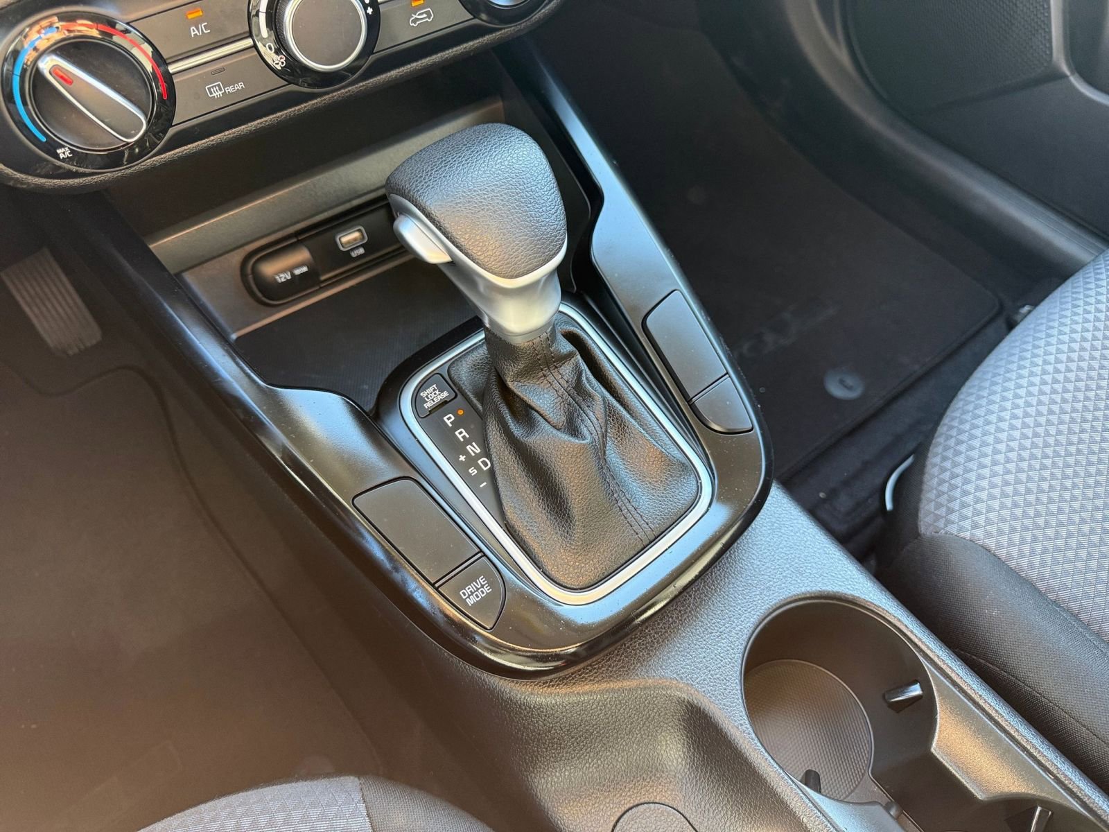 Used 2025 Kia Soul LX w/ LX Technology Package image 41