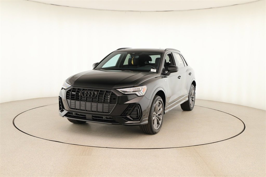 New 2025 Audi Q3 2.0T Premium image 12