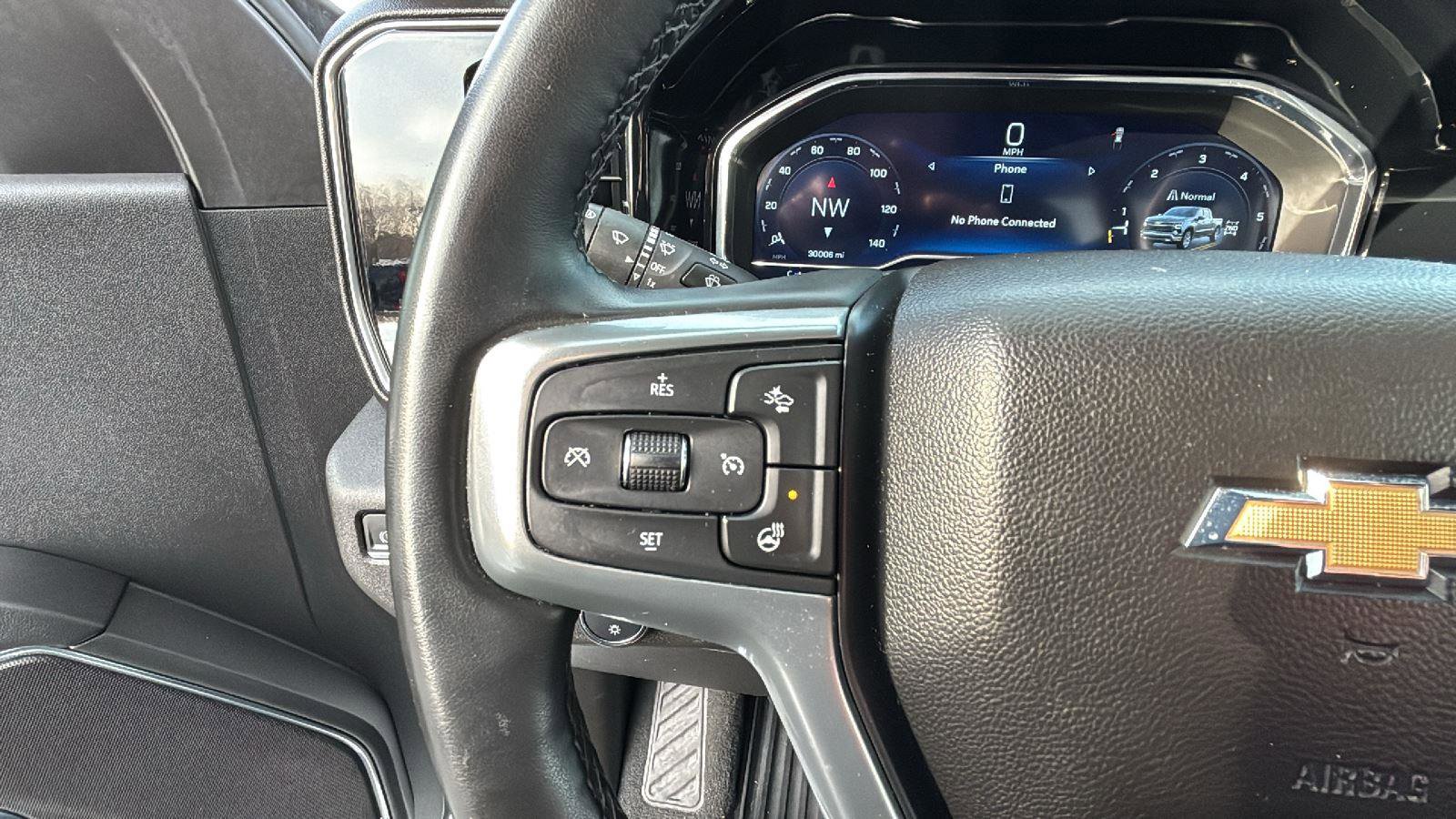 Used 2023 Chevrolet Silverado 1500 LT image 15