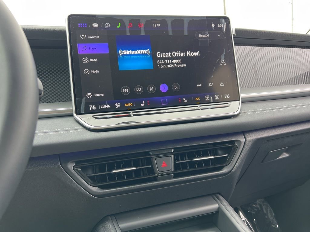 New 2026 Volkswagen Tiguan SE FWD image 20