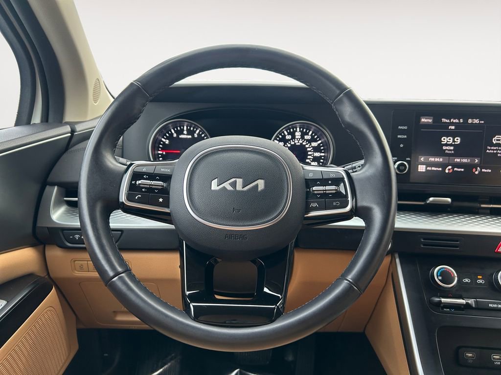Used 2024 Kia Carnival LX image 14