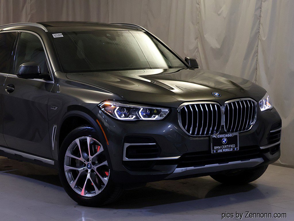 Certified 2023 BMW X5 xDrive45e w/ Executive Package image 2