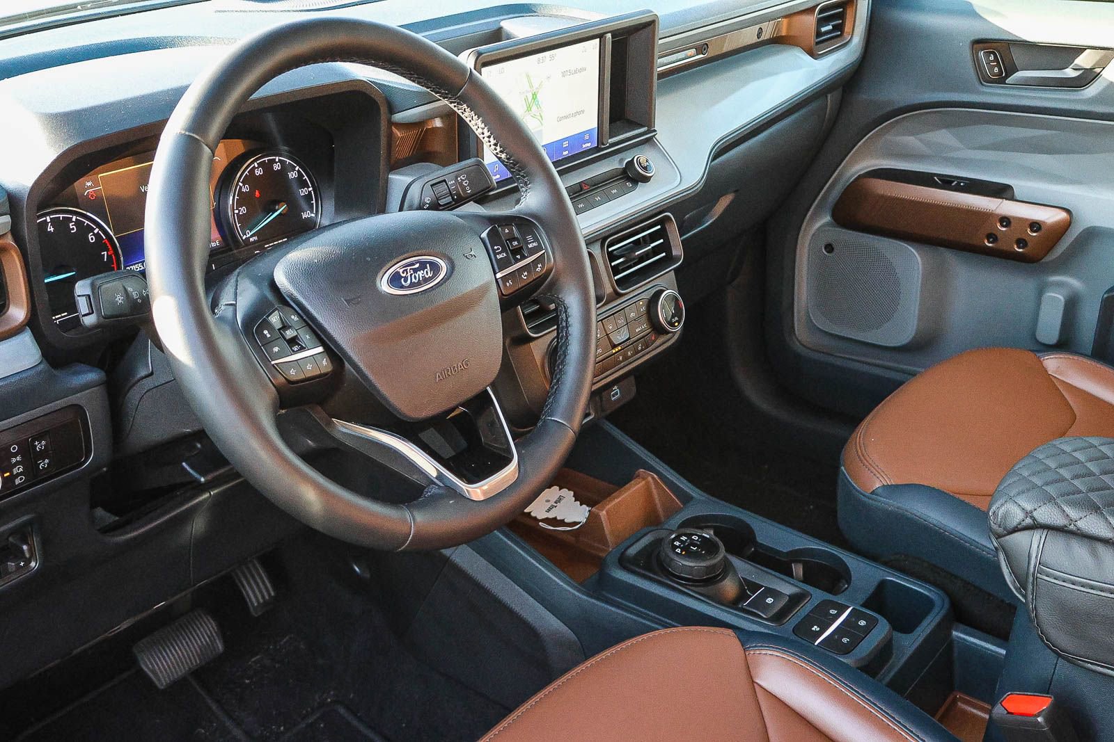 Used 2024 Ford Maverick Lariat w/ 4K Tow Package image 27