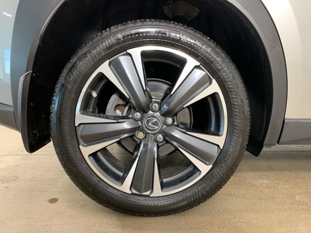 Used 2022 Lexus UX 200 w/ Accessory Package (Z1) image 40