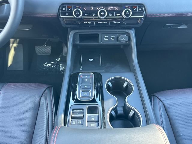 New 2025 Honda Pilot Black Edition image 31