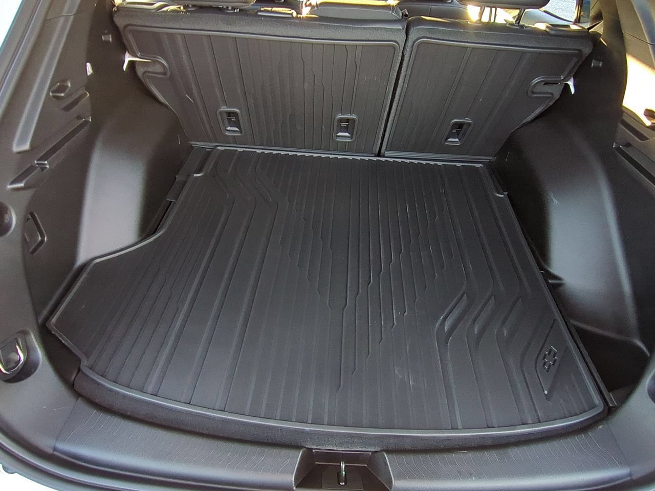 Used 2024 Chevrolet Equinox EV LT w/ LPO, All-Weather Mat Package AWD/4WD image 24