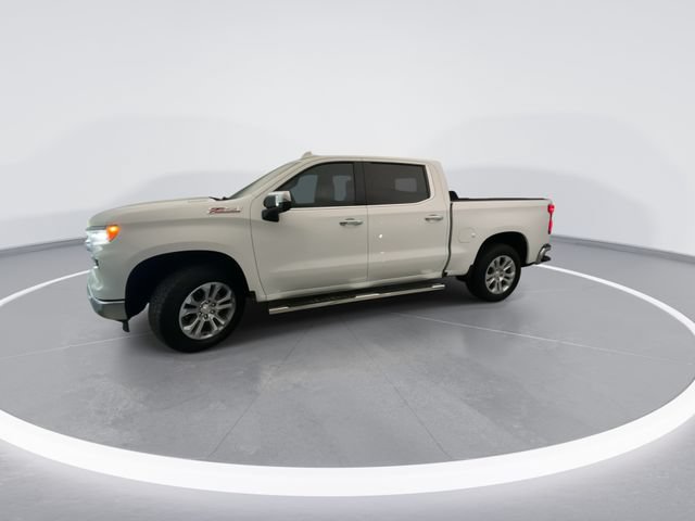 Used 2026 Chevrolet Silverado 1500 LTZ w/ LTZ Premium Package AWD/4WD image 3