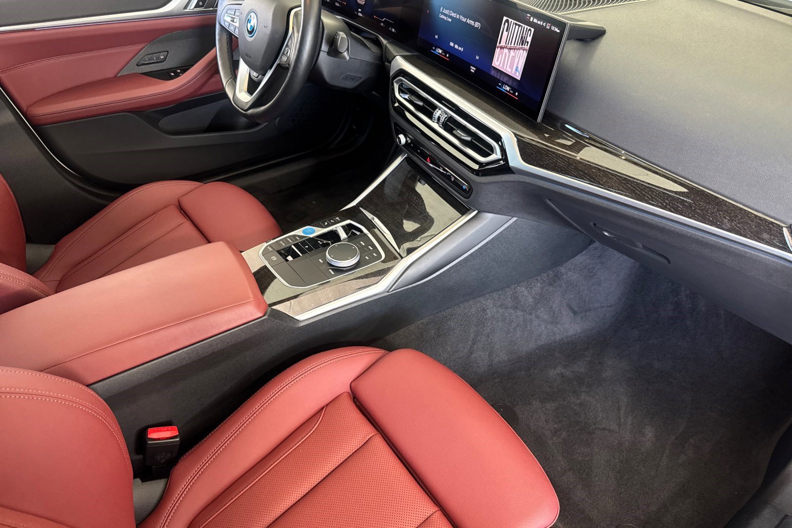 Certified 2023 BMW i4 eDrive35 w/ Premium Package RWD image 32