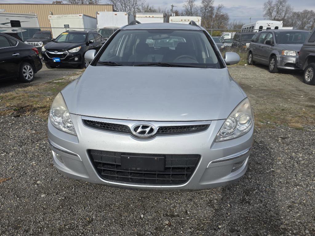 Used 2010 Hyundai Elantra SE w/ Popular Equipment Pkg 2 FWD image 1