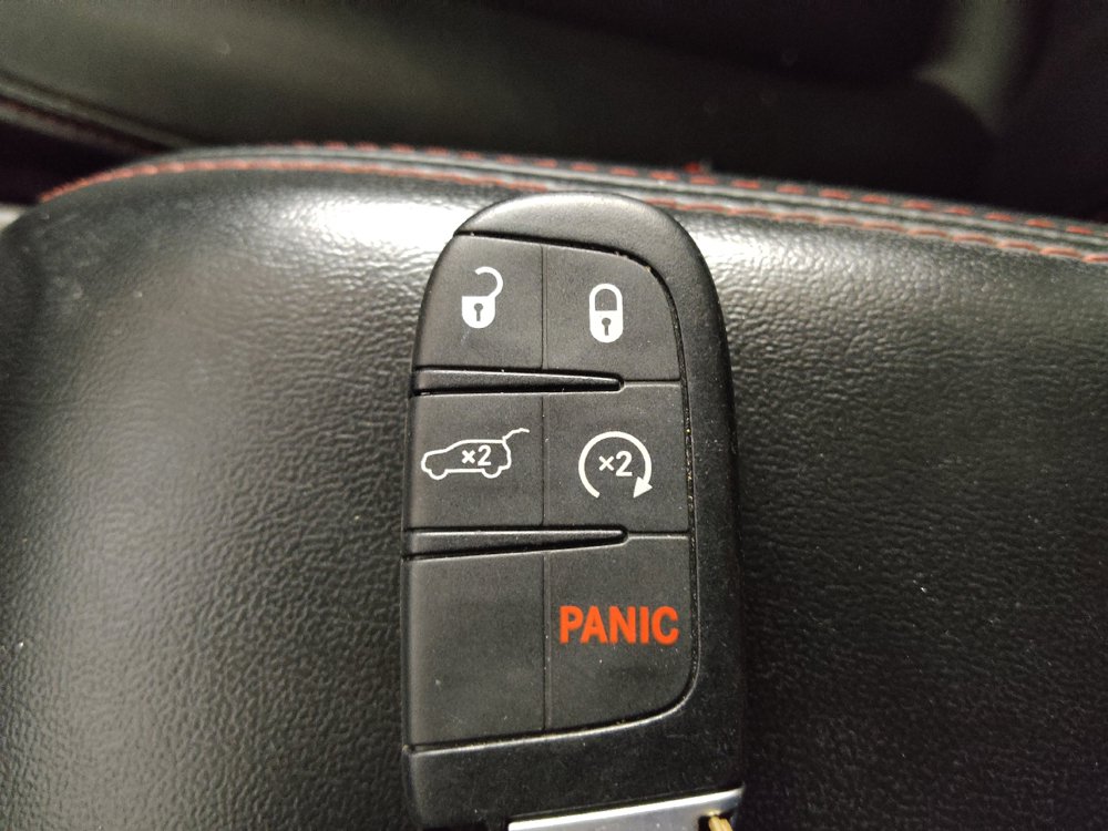 Used 2019 Dodge Journey GT FWD image 32
