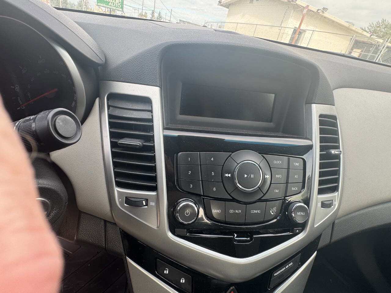 Used 2011 Chevrolet Cruze LS FWD image 15