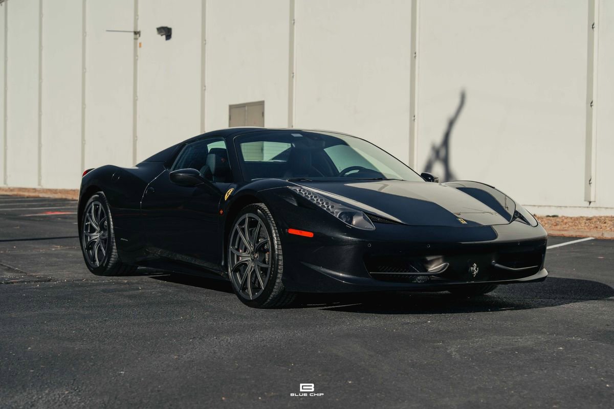 Used 2014 Ferrari 458 Spider image 15