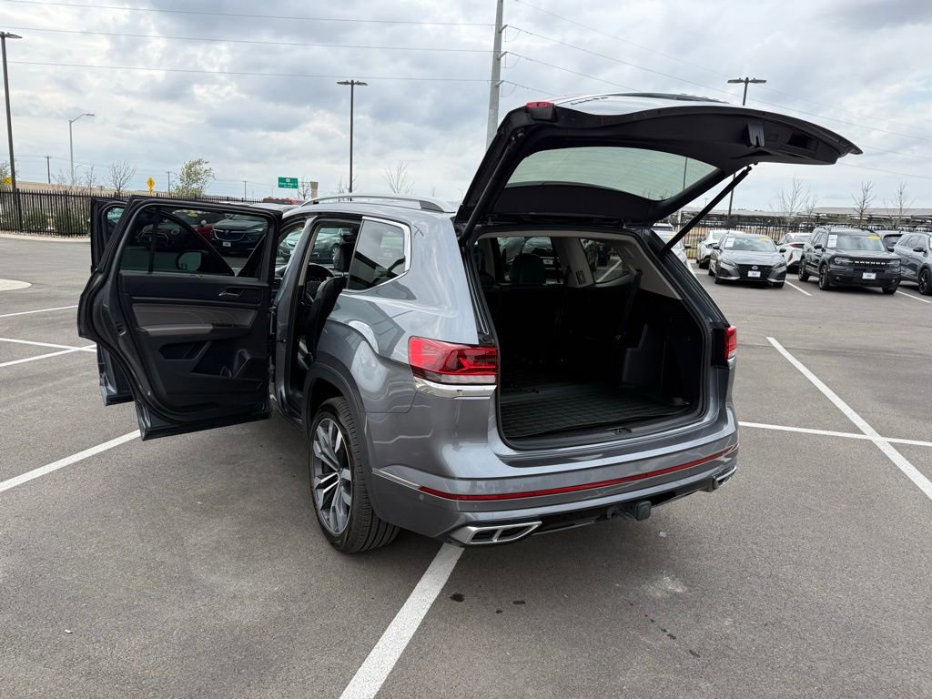 Used 2022 Volkswagen Atlas SEL Premium image 26