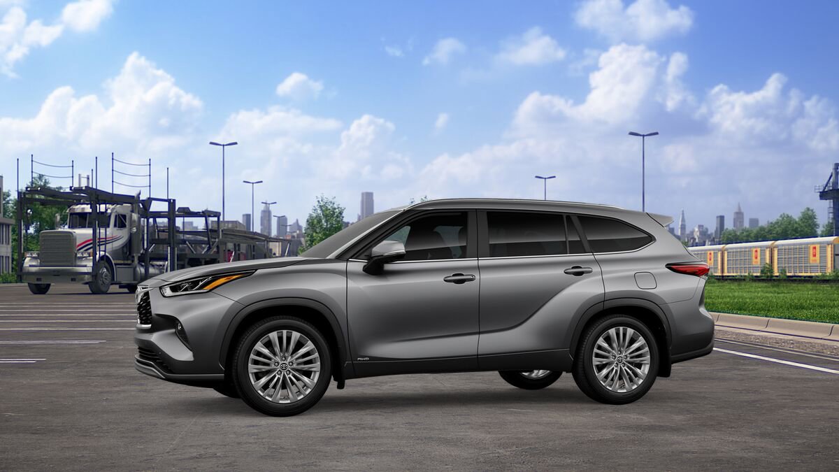 New 2026 Toyota Highlander Platinum AWD/4WD image 3