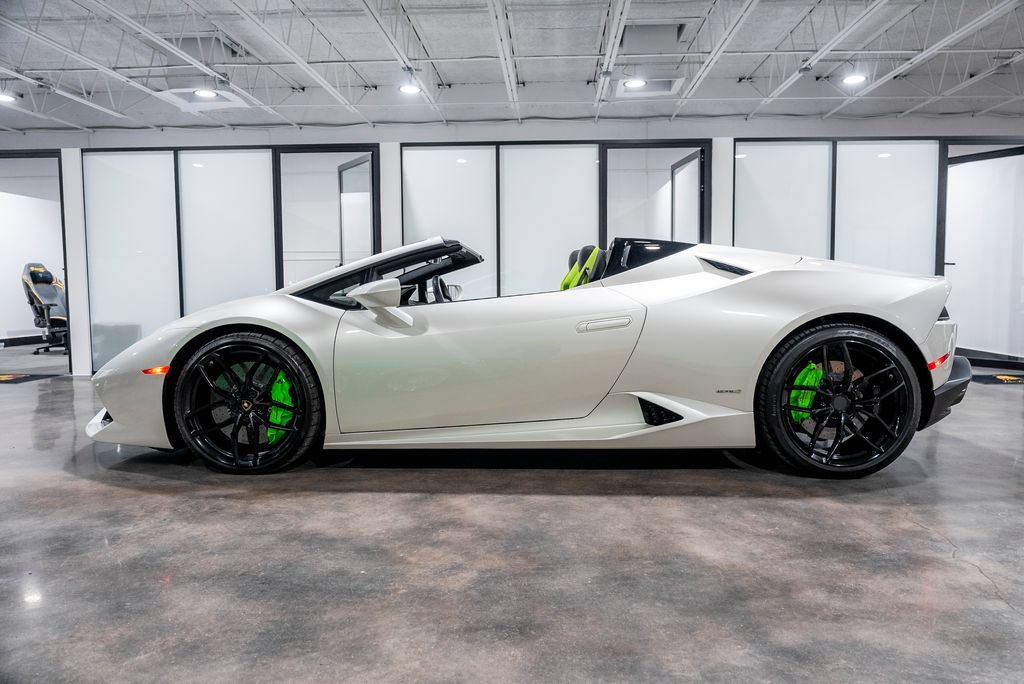 Used 2016 Lamborghini Huracan LP 610-4 AWD/4WD image 94
