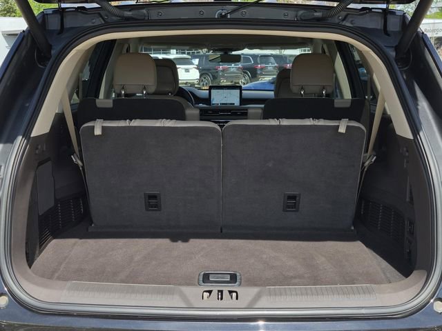 Used 2020 Lincoln Aviator Grand Touring w/ Equipment Group 301A image 9