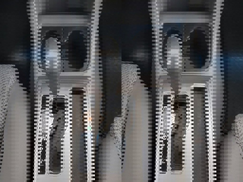 Used 2011 Toyota Tacoma Base image 17