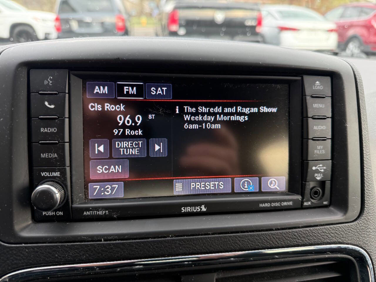 Used 2020 Dodge Grand Caravan SE FWD image 21