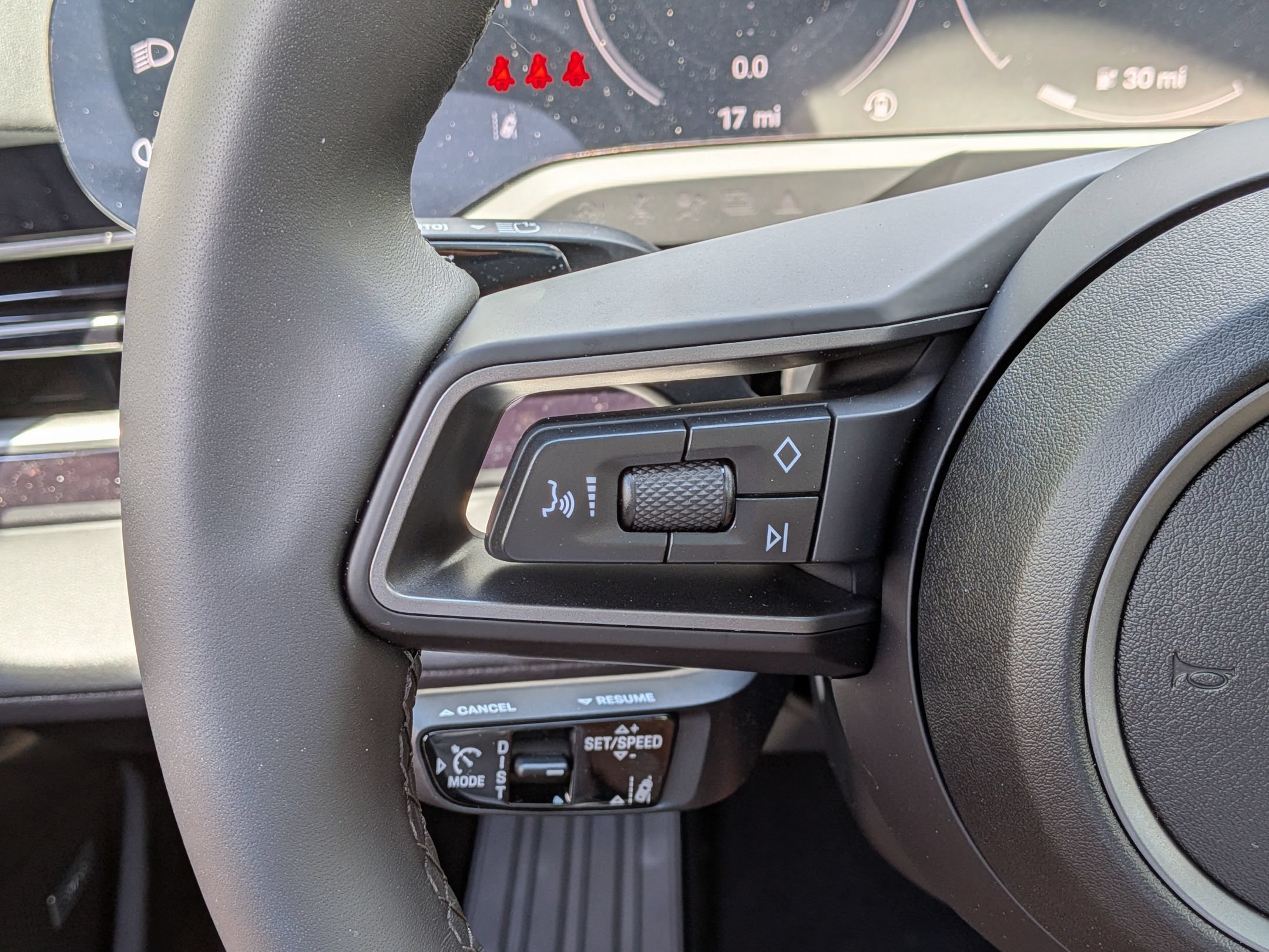 New 2026 Porsche Taycan 4S AWD/4WD image 9