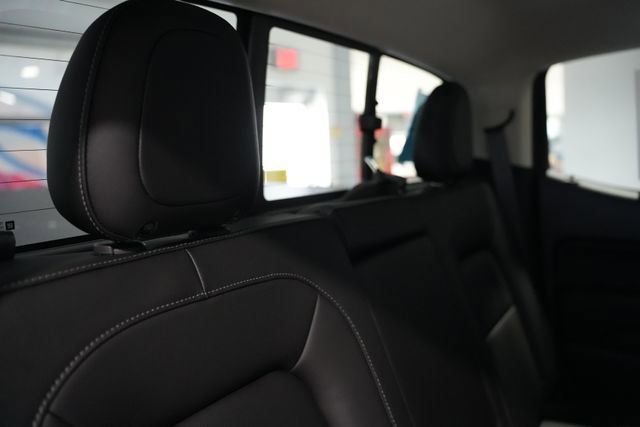 Used 2022 GMC Canyon Elevation w/ Elevation Premium Package AWD/4WD image 17