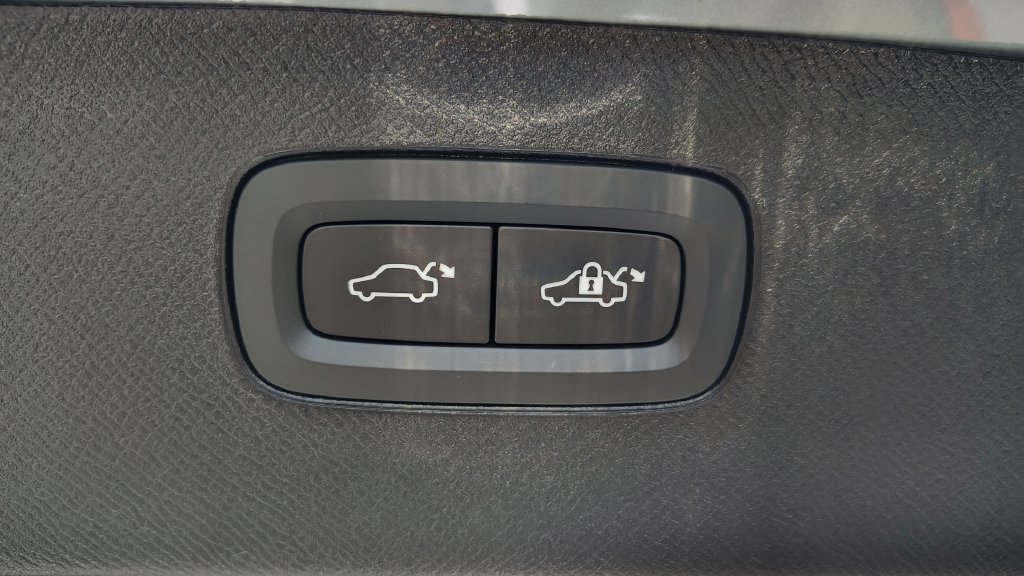 New 2026 Volvo XC90 B6 Ultra AWD/4WD image 36