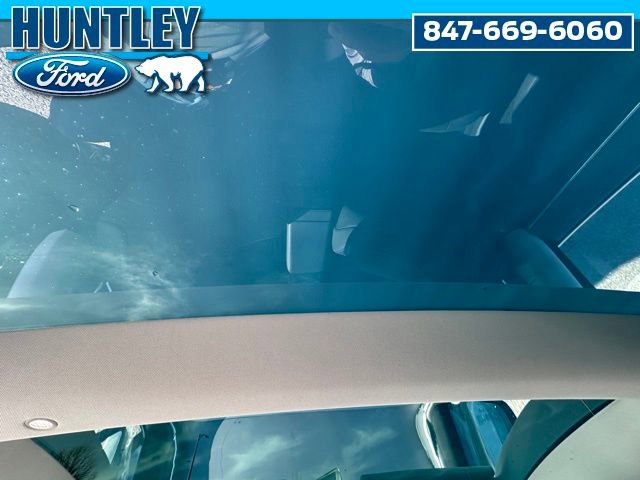 Used 2024 Tesla Model 3 Performance image 15