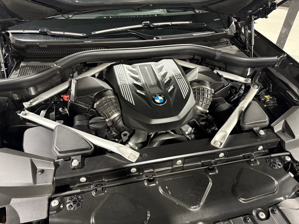Used 2023 BMW X6 M50i w/ Executive Package image 13