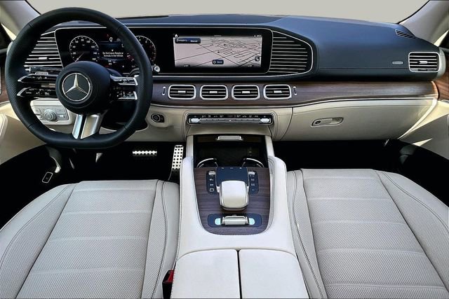 New 2026 Mercedes-Benz GLS 450 4MATIC image 5