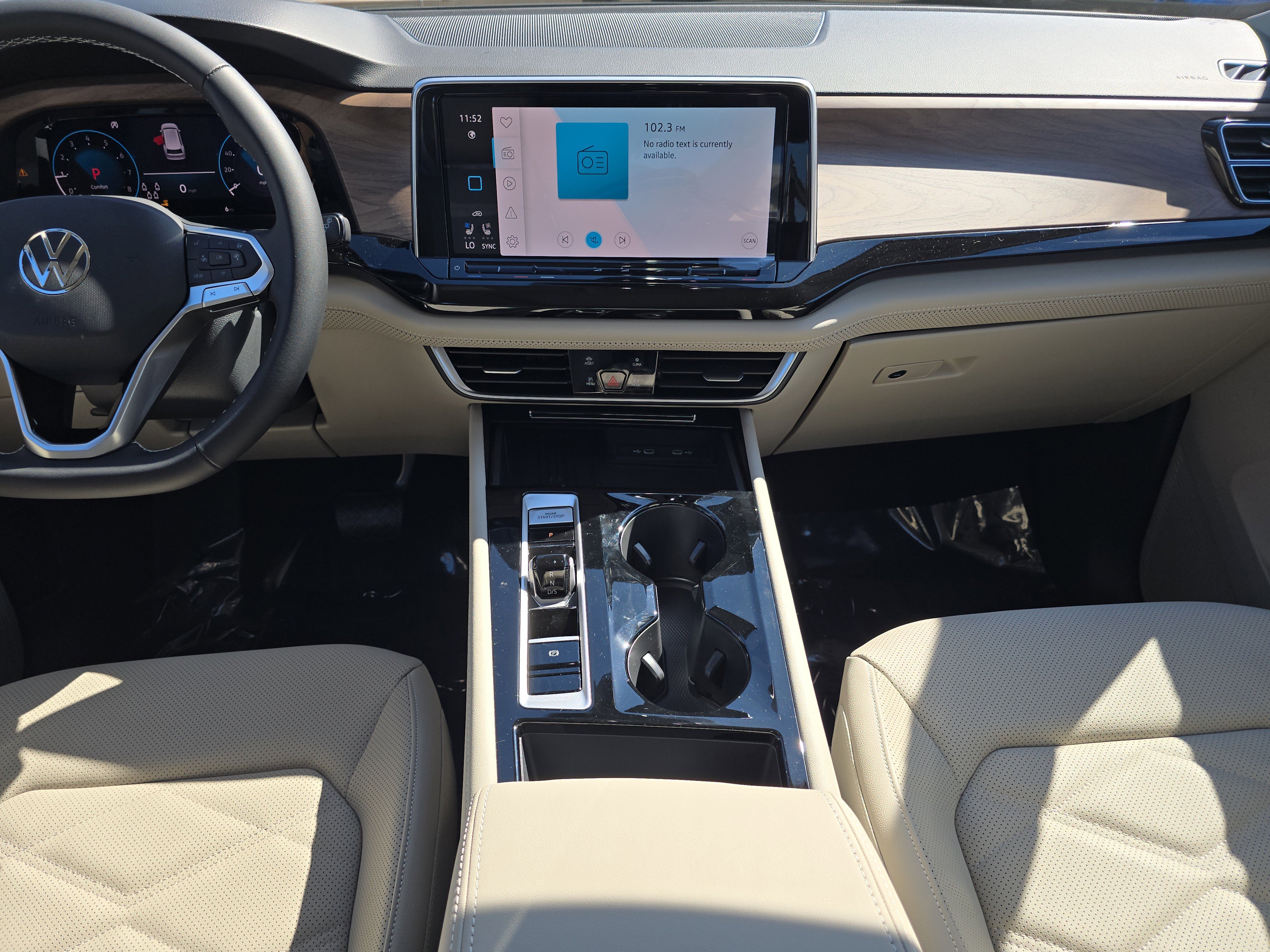 New 2026 Volkswagen Atlas SE image 14