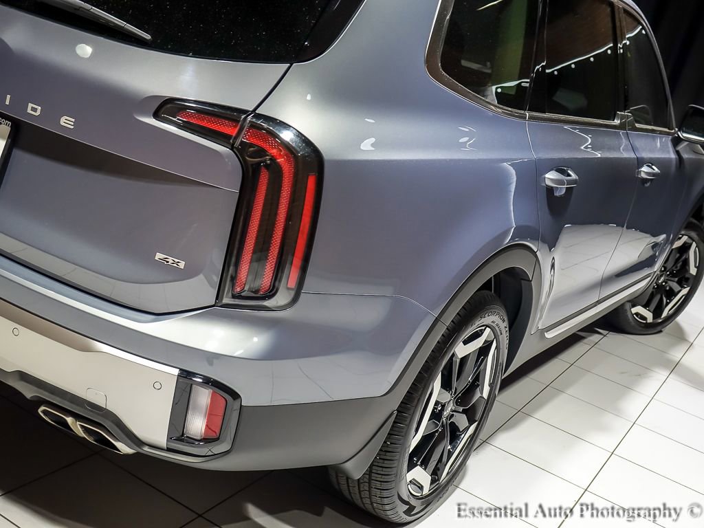 Used 2025 Kia Telluride EX w/ EX Captain's Chair Package AWD/4WD image 10