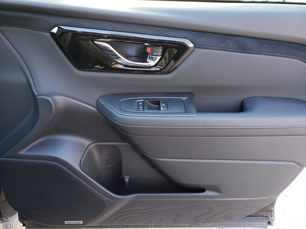 Used 2025 Subaru Forester Limited w/ Popular Package #2 image 18