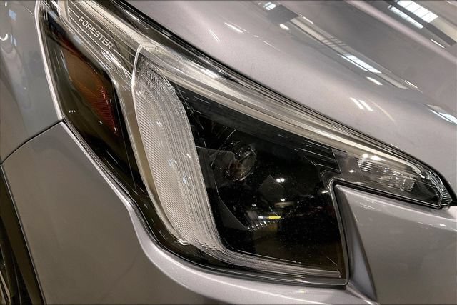 Used 2023 Subaru Forester Limited AWD/4WD image 28