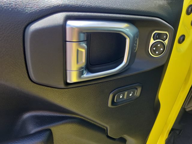 Used 2023 Jeep Gladiator Sport AWD/4WD image 23